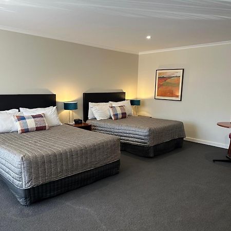 Westland Hotel Motel Whyalla Extérieur photo