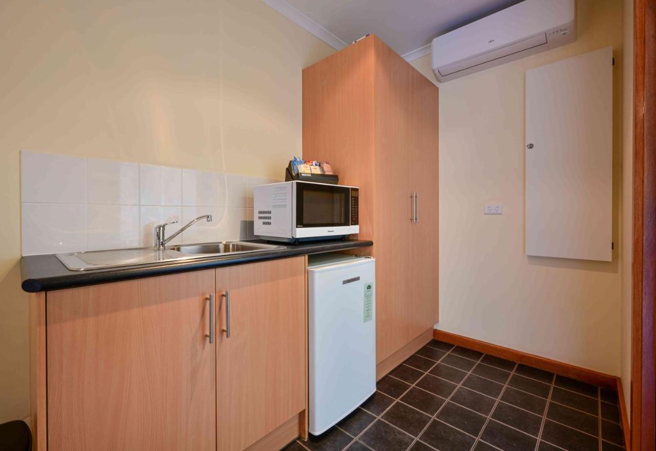 Westland Hotel Motel Whyalla Extérieur photo